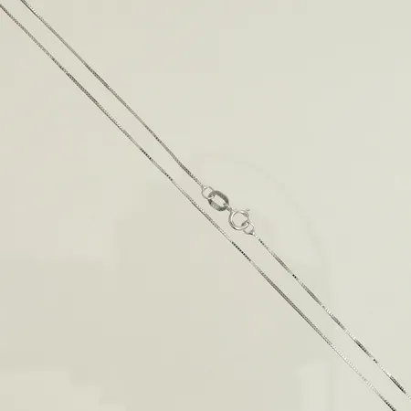 Halskedja Venezia, längd 41cm, bredd 1mm, skeva länkdelar, 9K, 0,9g Vikt: 0,9 g