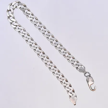 Armband Pansar, längd 24 cm, bredd 7 mm, defekt lås, silver 925/1000. Vikt: 20,9 g