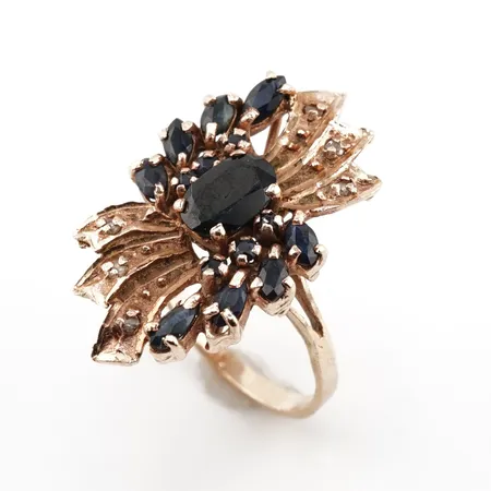 Ring m stenar, stl 17½(54), bredd 26mm, 14k Vikt: 4,8 g