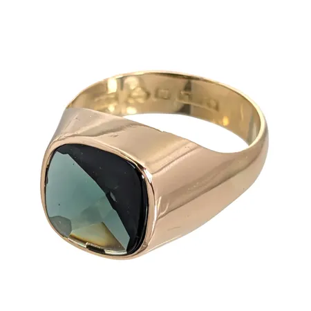 Klackring, 18K guld, grön Spinell 11,5 x 11,5 mm, Guldvaruaktiebolaget G. Dahlgren & Co Ab, svensk kontrollstämpel, Ø21,0 mm, bredd 5 - 14,5 mm, sten utan anmärkning Vikt: 6,8 g