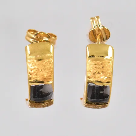 Ett par örhängen, stl 15,5x5mm, 2-färgade, 18K Vikt: 1 g