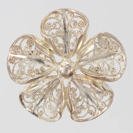 Brosch med filigranarbete, Ø30mm, Silver 830/1000. Vikt: 4,6 g