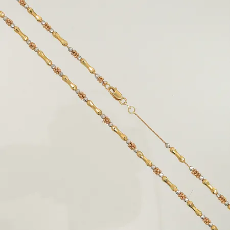 Halscollier trefärgat, ca47,5cm bredd 2,7mm saknar flera delar 18K  Vikt: 11,8 g