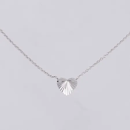 Collier JK längd ca 38-42cm, bredd ca 1-8mm, 925/1000 silver Vikt: 1,9 g