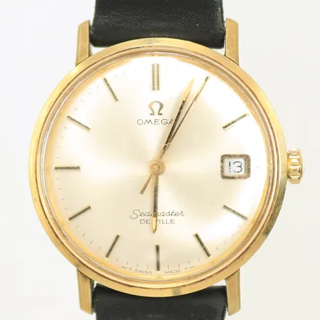 Herrur Omega Seamaster De Ville Ø34mm, guld på stål, graverad baksida "Götaverken för lång tjänst". Trög krona, ej funktionstestad. trasigt armband. 