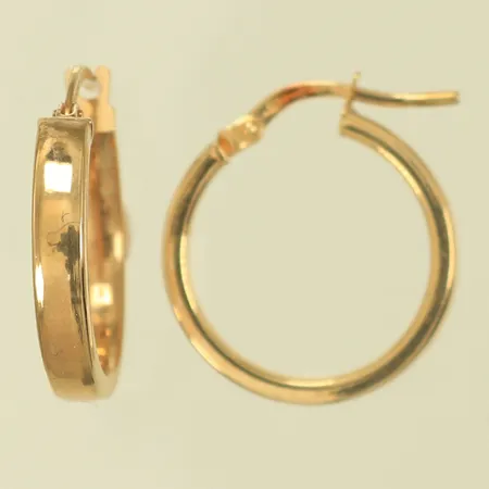 Ett par örhängen creoler, Øca17mm, bredd 3mm 9K Vikt: 1 g