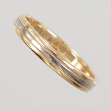 Ring stl 19½, bredd 3,6mm, band i vitguld, gravyr, Heribert Engelbert år 1991, 18K,  Vikt: 4,1 g