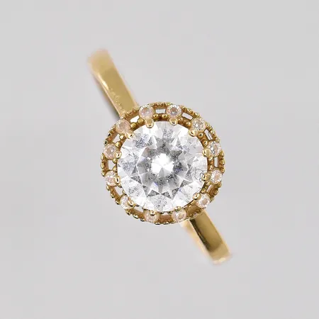 Ring med vita stenar, 17¼, skev skena, 14K Vikt: 1,5 g