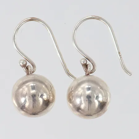 Ett par örhängen, 20mm, 925/1000 silver Vikt: 2,6 g
