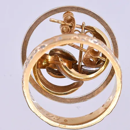 Diverse guld, 18K. Vikt: 10,5 g