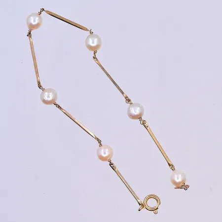 Armband med pärlor, längd 18,5 cm, bredd 1-6 mm, 18K. Vikt: 2,8 g
