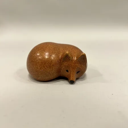 Figurin Räv, Lisa Larson, ur serien Lillskansen, höjd 4cm, bredd 7,5cm, stengods, Gustavsberg  Skickas med paket.