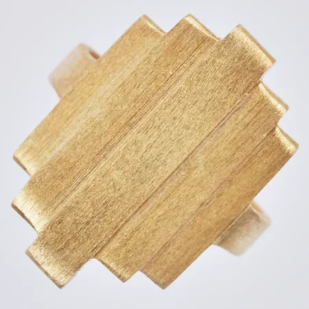 Ring stl: 17¼, bredd ca  4-14mm, förgyllt 925/1000 silver Vikt: 4,6 g