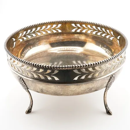 Skål, silver, Ø21cm, höjd 10cm Vikt: 495 g