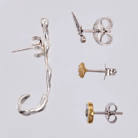 4 Omaka örhängen, längd ca 5-32mm, 925/1000 silver Vikt: 5,1 g