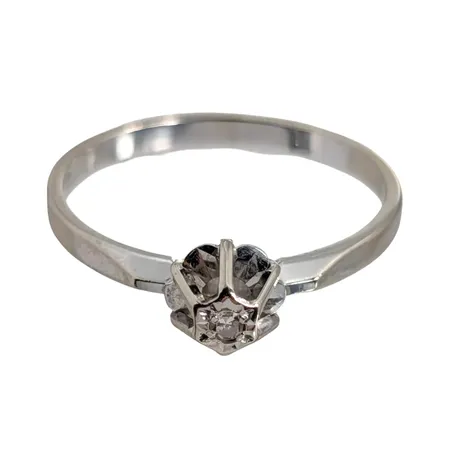 Ring, 18K vitguld, Diamant 0,02ct, svensk kontrollstämpel, Ø18,0 mm, bredd 1,8 - 6 mm Vikt: 2 g