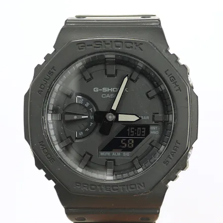 Herrur Casio G-shock GA-2100, Carbon Core Guard. sernr: 031403, #5611 Quartz/digital.  Skickas med paket.
