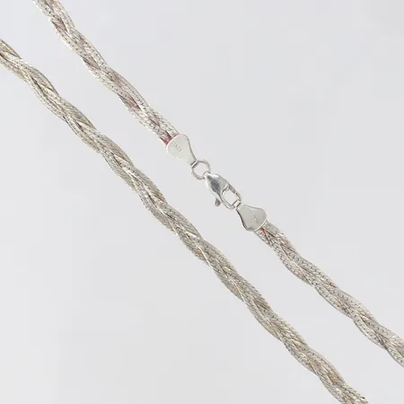 Collier flätad, längd 45cm, bredd 4mm, Silver 925/1000. Vikt: 10,3 g