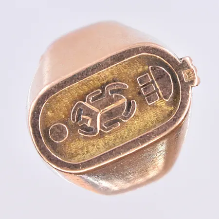 Klackring, stl 18½, bredd 6-20 mm, 18K. Vikt: 9,6 g