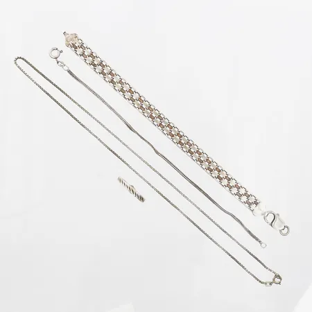 Diverse silver, skadat/defekt, silver 925/1000 Vikt: 22,4 g