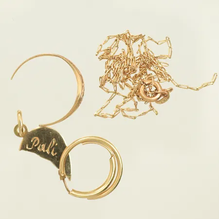 Halskedja, ring, hänge, ett par örhängen, samtligt defekt, gravyr, 14K, 2,9g Vikt: 2,9 g