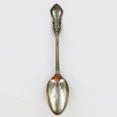 Matsked, modell Olga, GAB, Stockholm, 1895, längd ca 22cm, gravyr, bucklor, 830/1000 silver. Vikt: 61,7 g