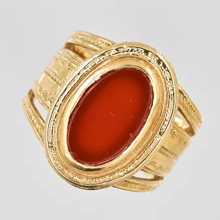 Ring med karneol, stl 19, COPY, BEH Bengt Hallberg Guldsmeds AB Köping, 18K Vikt: 15,6 g