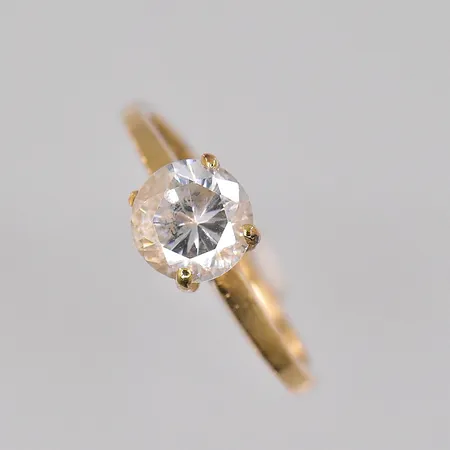 Ring med vit sten, stl 16, defekter, 14K Vikt: 1,6 g