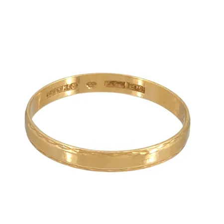 Ring, 18K guld, slitage, gravyr Vikt: 1,6 g