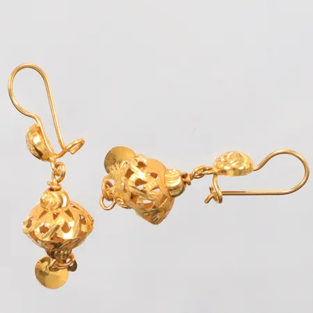 Ett par örhängen 3cm, 21k Vikt: 3,1 g