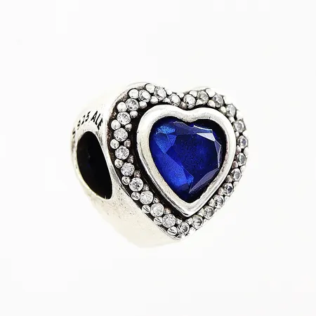 Berlock Pandora, hjärta, blå och vita stenar, 12x12mm, ALE, silver 925/1000. Vikt: 3,1 g
