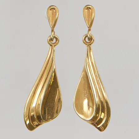 Ett par örhängen 34mm, 18K 2,3g.