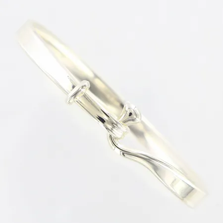 Armband stelt Georg Jensen, modell Torun numrerad 204, stl: M, innermått: 16½ cm, bredd: 5mm, design Vivianna Torun Bülow-Hübe, fint skick, box ytterkartong, Silver 925/1000 Vikt: 15,5 g
