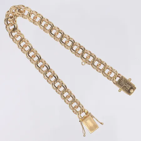 Armband Bismack 19cm, bredd 8mm, ögla för en berlock, svenska stämplar, 18K Vikt: 23,1 g