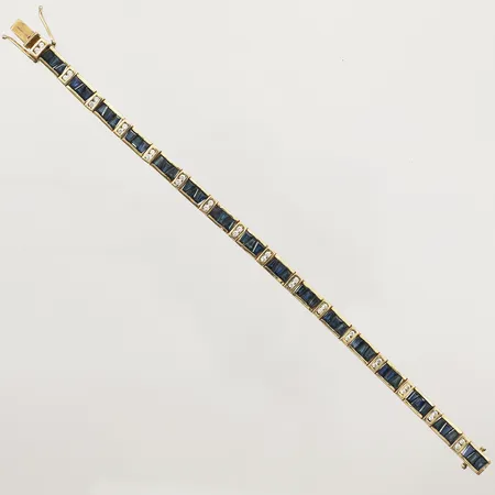 Armband med blå och vita stenar, längd 17cm, bredd 5,2mm, 14K Vikt: 15,9 g