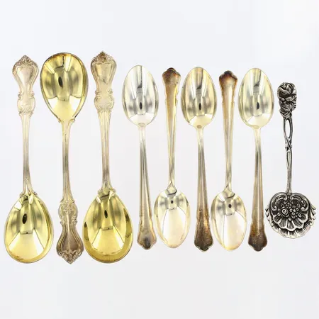 Nio skedar i olika modeller, silver 830/1000 Vikt: 161,5 g