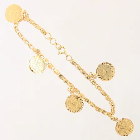 Armband med genombruten dekor samt med fem berlocker, längd 18,5-19,5cm, bredd 3mm, 21K Vikt: 6,6 g