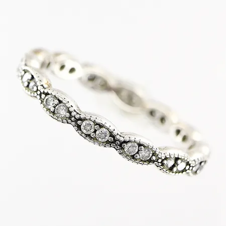 Ring Pandora stl 17¼, bredd 2,5mm, vita stenar, P2, 54, ALE, silver 925/1000. Vikt: 1,8 g