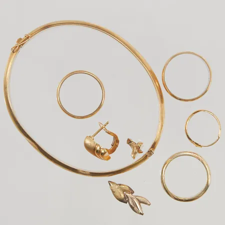 Diverse guld, defekt/gravyr, 18K 34,9g.