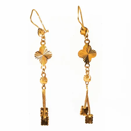 Krokörhängen i 21K guld. De är 70 mm långa och väger 2,8g. 