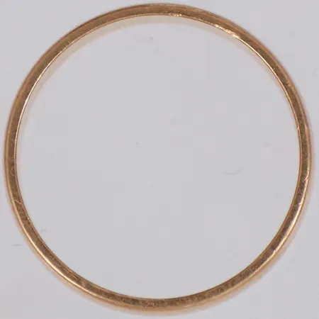 Ring slät, stl 16¾, bredd 5,5mm, 18K Vikt: 4,2 g