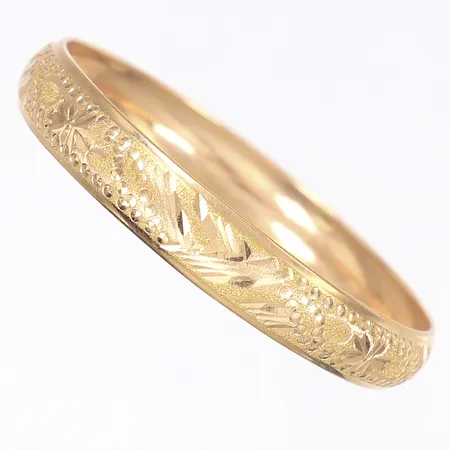 Armring med dekor Ø62mm bredd 9mm 18K Vikt: 5,9 g