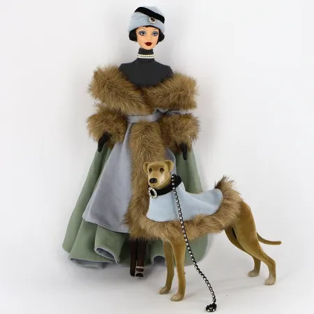 Barbiedocka Greyhound-Society Hound 2000, med hund, saknar en sko Vikt: 0 g