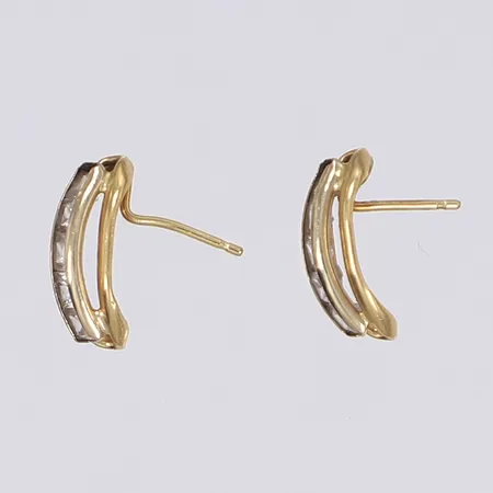 Örhängen med vita stenar defekt 18K Bruttovikt: 1,1g Vikt: 1,1 g