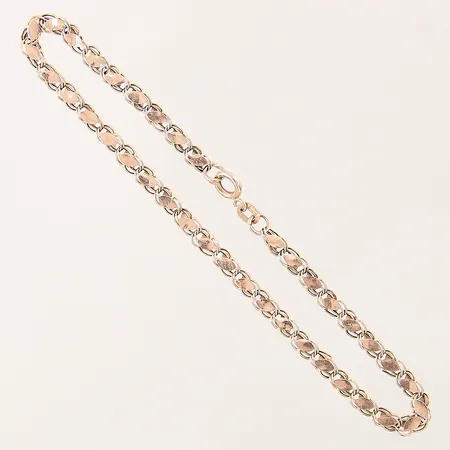 Armband med genombruten dekor, längd 19,5cm, bredd 3,2mm, buckligt/skadat, 14K Vikt: 1,8 g