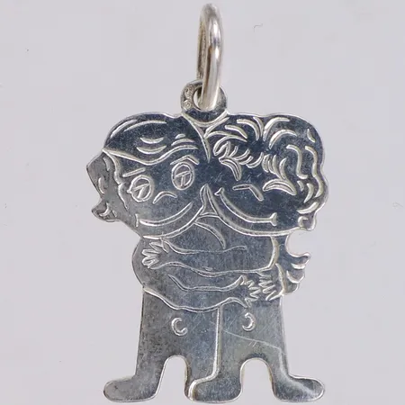 Hänge, längd 35,5mm inklusive ögla, bredd 21,5mm, 835/1000 silver Vikt: 3,2 g