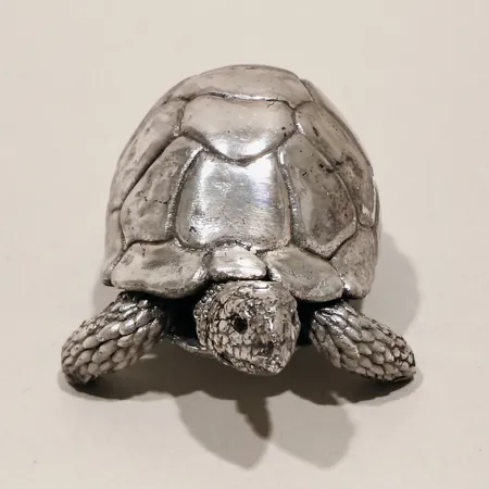 Sköldpadda, längd ca 68mm, höjd 35mm, bredd 45mm, märkt: CA (Country Artists) 1991, Birmingham år 1994, fylld, silver Vikt: 66,8 g