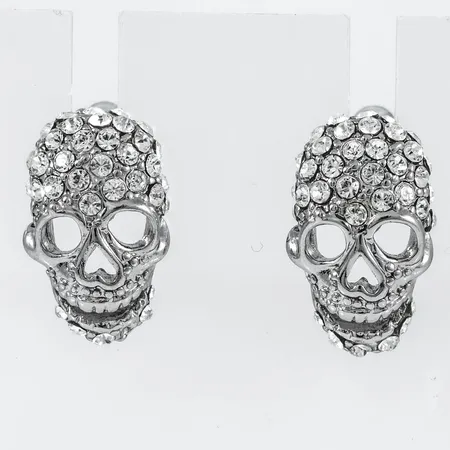 Örhängen Rock by Sweden av Laila Bagge "Rock and Roll - White" i metall med strasstenar. De är 12 x 19,5 mm. Nypris 329:- Snurrebussar saknas, men nya i plast medföljer. 