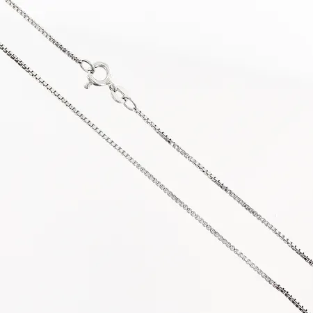 Kedja Venezia 35,5cm, bredd 1mm, silver 835/1000. Vikt: 2,9 g