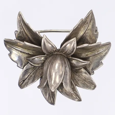 Brosch ca 30x35mm Kaplans Stockholm 1957 silver 830/1000 Vikt: 8,6 g